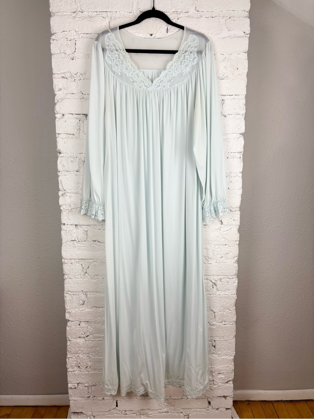 Vintage Shadowline Romantic Blue Lace Rose Buds Mumu Nightgown Dress 3X